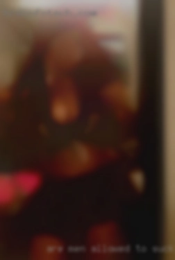 are men allowed to suck cocks at swingers party