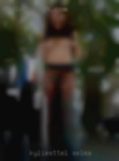 KylieSttel Selma
