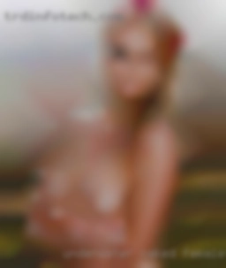 underwater naked females